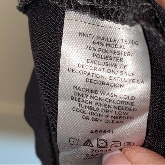 Loft | Ruffle Tie Back Flutter Blouse Black M - Picture 15 of 15